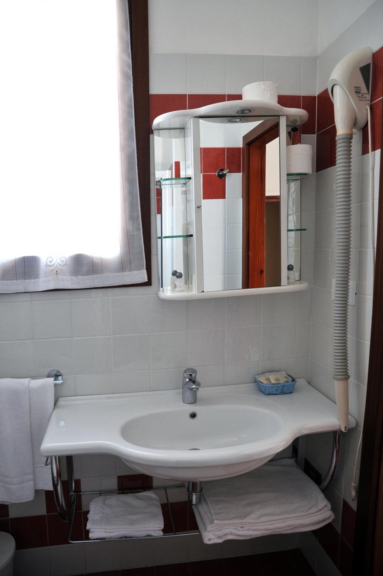 Hotel Reno Lido di Jesolo Eksteriør bilde